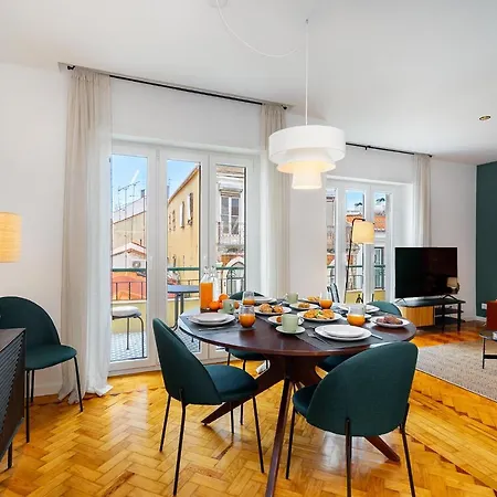 Whome Prime Location W Ac 3-bed Duplex Perfect For Families Only Lisboa