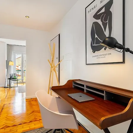 Whome Prime Location W Ac 3-bed Duplex Perfect For Families Only Apartmán Lisboa