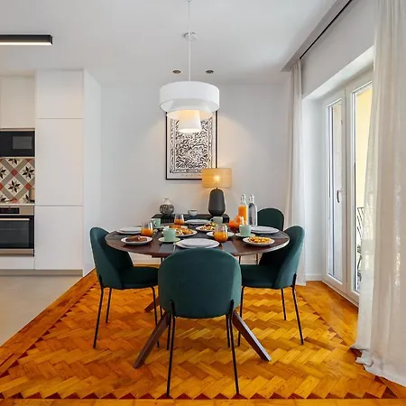 Whome Prime Location W Ac 3-bed Duplex Perfect For Families Only *