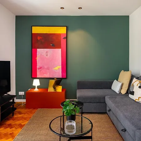 Whome Prime Location W Ac 3-bed Duplex Perfect For Families Only Apartment Lisbon
